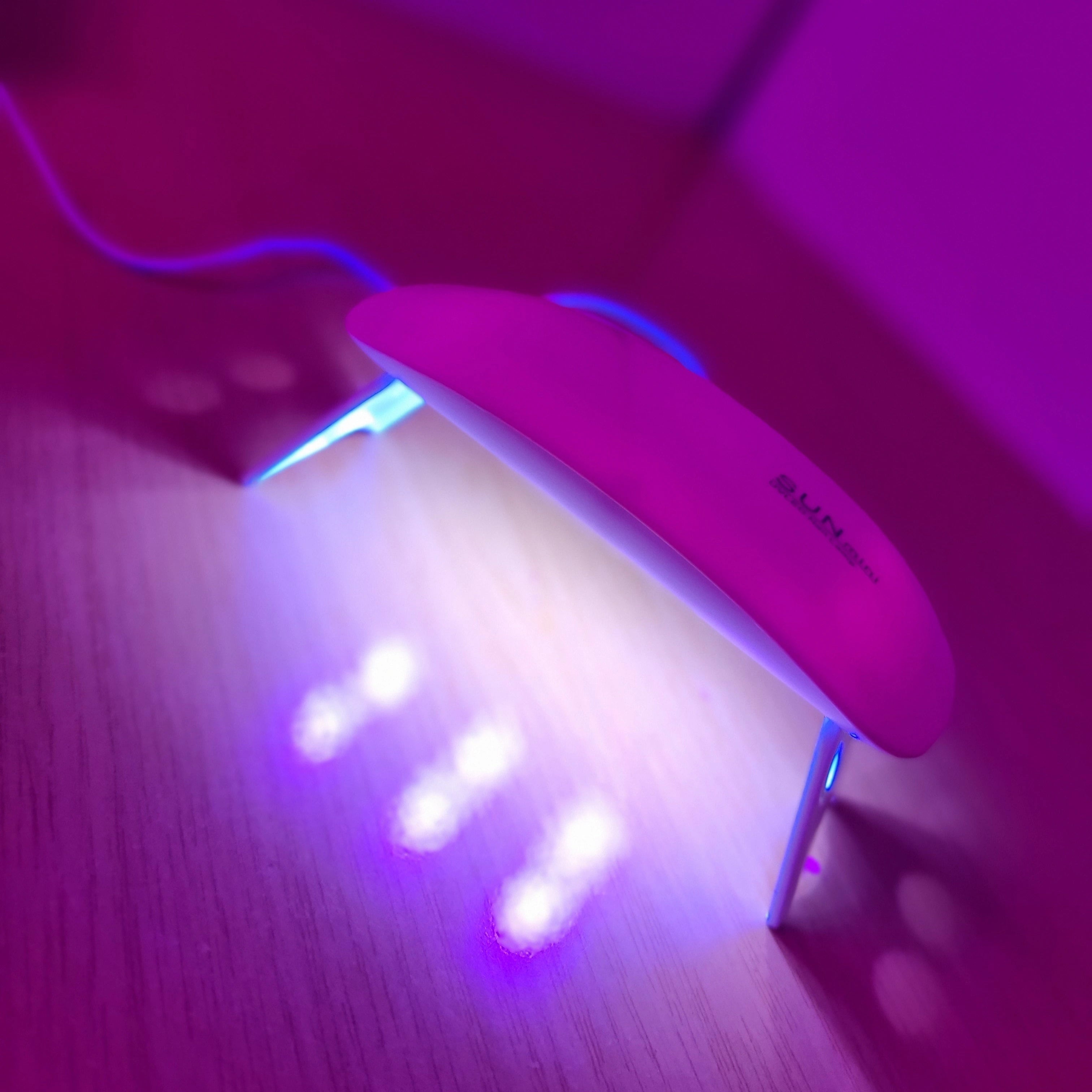 MINI PORTABLE USB NAIL DRYER